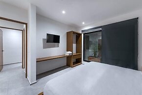 2 BR Great Located Natural Lightning