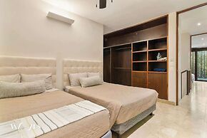2 Br. PH W/private Pool in Luxury Gated Community