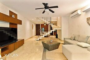 2 Br. PH W/private Pool in Luxury Gated Community