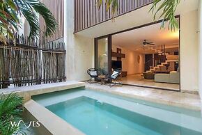 2 Br. PH W/private Pool in Luxury Gated Community