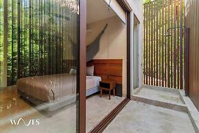 2 Br. PH W/private Pool in Luxury Gated Community