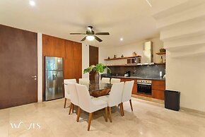 2 Br. PH W/private Pool in Luxury Gated Community