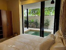 Spacious 2 BR Apartment With Private Pool, Top Amenities