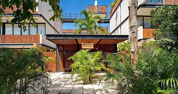 Spacious 2 BR Apartment With Private Pool, Top Amenities