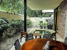 Spacious 2 BR Apartment With Private Pool, Top Amenities