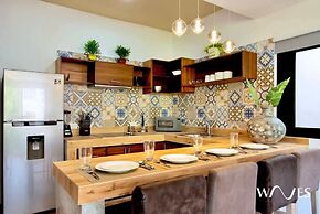 3br. Exclusive TH W/spacious Roof & Private Pool