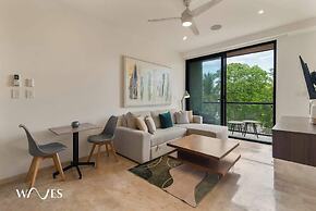 Luminous 1 Br. Steps Away From the Beach