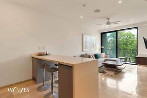 Luminous 1 Br. Steps Away From the Beach