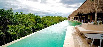 Jungle View 1 Br. Apt. With Great Infinity Pool