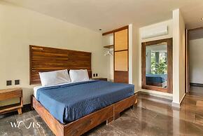 2BR W/private Pool - Steps Away From the Beach