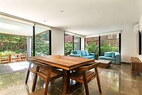 2BR W/private Pool - Steps Away From the Beach