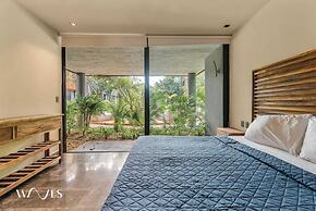 2BR W/private Pool - Steps Away From the Beach