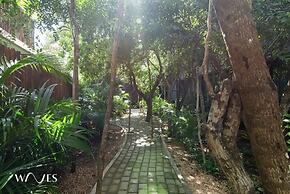 2BR W/private Pool - Steps Away From the Beach