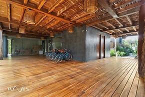 2BR W/private Pool - Steps Away From the Beach