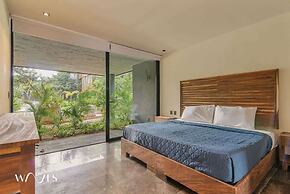 2BR W/private Pool - Steps Away From the Beach