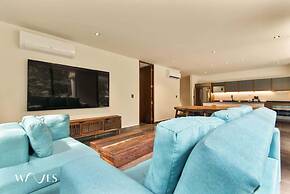 2BR W/private Pool - Steps Away From the Beach