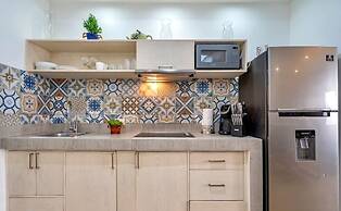 1 BR Apartment With Rooftop Pool Hammocks by Waves Management