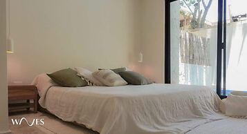 Exclusive Apt. W/private Pool + Surround Speakers