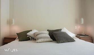 Exclusive Apt. W/private Pool + Surround Speakers