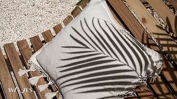 Exclusive Apt. W/private Pool + Surround Speakers