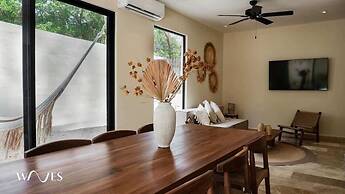 Exclusive Apt. W/private Pool + Surround Speakers