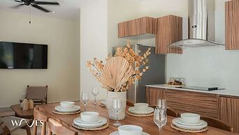 Exclusive Apt. W/private Pool + Surround Speakers