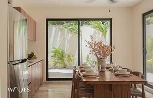 Exclusive Apt. W/private Pool + Surround Speakers