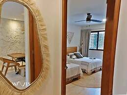 2 BR Amazing Pool Top Amenities Wifi 2FL Gym