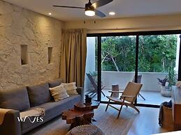 2 BR Amazing Pool Top Amenities Wifi 2FL Gym