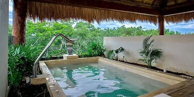 2 BR Amazing Pool Top Amenities Wifi 2FL Gym