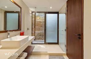 Great Located 2 Br. W/terrace & Private Pool