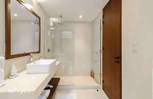 Great Located 2 Br. W/terrace & Private Pool