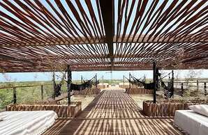 Great Located 2 Br. W/terrace & Private Pool