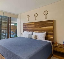 Great Located 2 Br. W/terrace & Private Pool