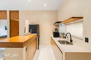 Spacious 3 Br. W/private Pool Exclusive Gym