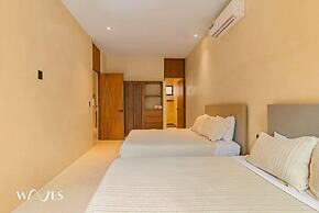 Spacious 3 Br. W/private Pool Exclusive Gym