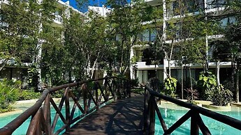Studio W/private Pool Gym Relaxing Green Areas