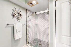 Surfside Resort #404