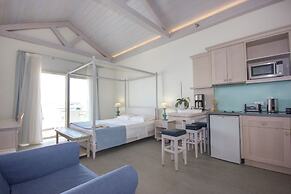 Thalassa Suites