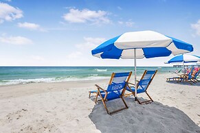 Palms 915- Premier Beachfront Condo