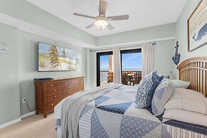 Palms 915- Premier Beachfront Condo