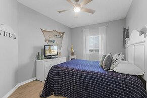 Palms 915- Premier Beachfront Condo