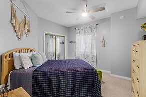 Palms 915- Premier Beachfront Condo