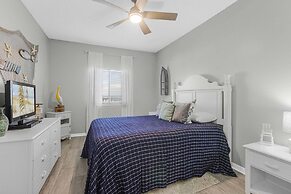 Palms 915- Premier Beachfront Condo