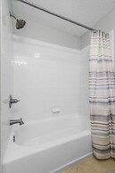 Palms 915- Premier Beachfront Condo