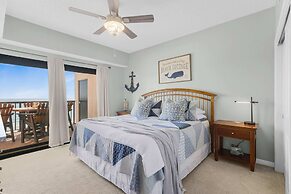 Palms 915- Premier Beachfront Condo