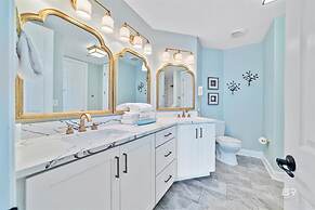 Regency Isle 1102 3 3 2 Covered Parking Spots Penthouse