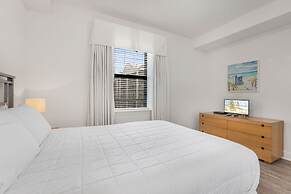 Grand Pointe 512 Gulf-front Stunning Views Top-notch Amenities