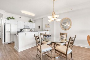 Grand Pointe 512 Gulf-front Stunning Views Top-notch Amenities