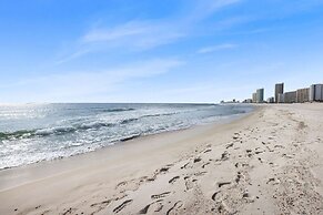 Grand Pointe 512 Gulf-front Stunning Views Top-notch Amenities